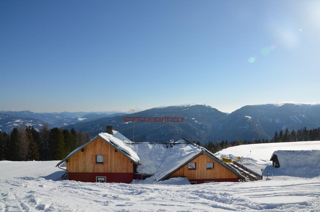 Gasthaus Rieglerhuette Sankt Lorenzen ob Murau Exterior foto